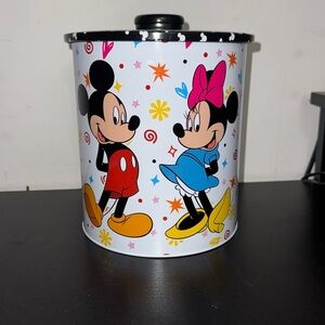 DISNEY MICKEY AND MINNIE TIN